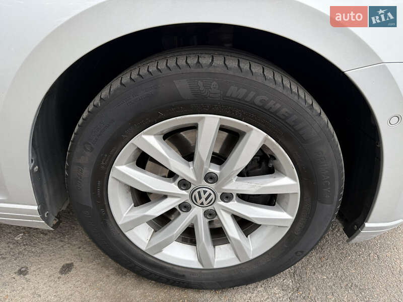 Универсал Volkswagen Passat 2016 в Виннице фото 28 Универсал Volkswagen Passat 2016 в Виннице