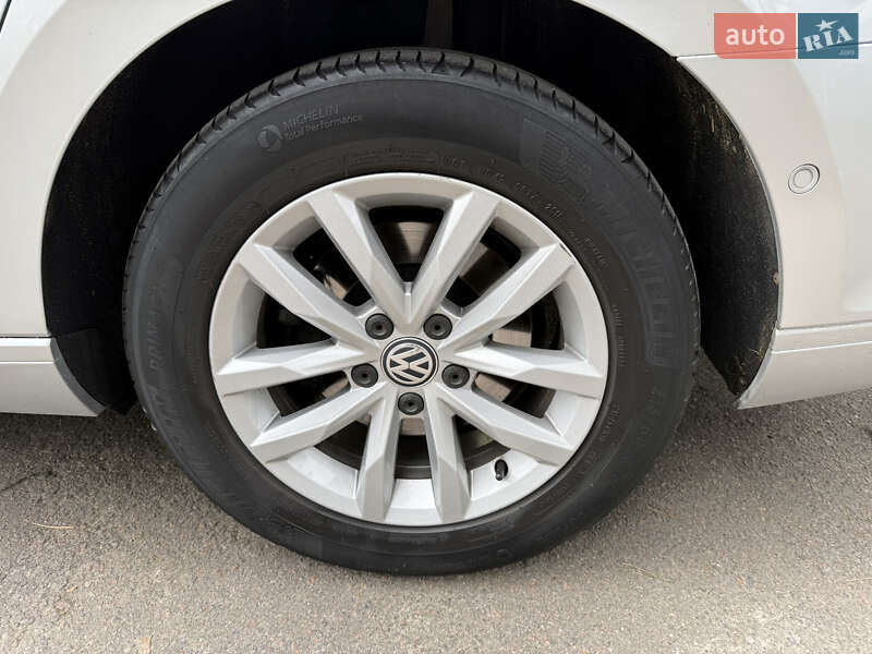 Универсал Volkswagen Passat 2016 в Виннице фото 29 Универсал Volkswagen Passat 2016 в Виннице