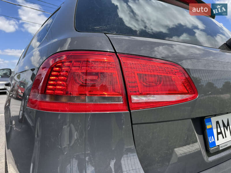 Універсал Volkswagen Passat 2014 в Житомирі