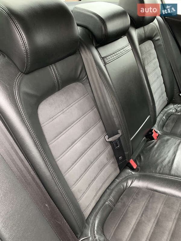 Седан Volkswagen Passat 2010 в Кривому Розі