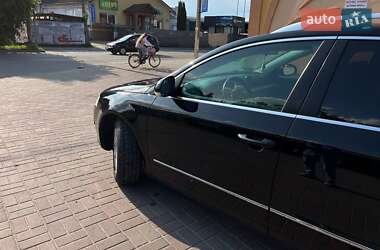 Універсал Volkswagen Passat 2010 в 
