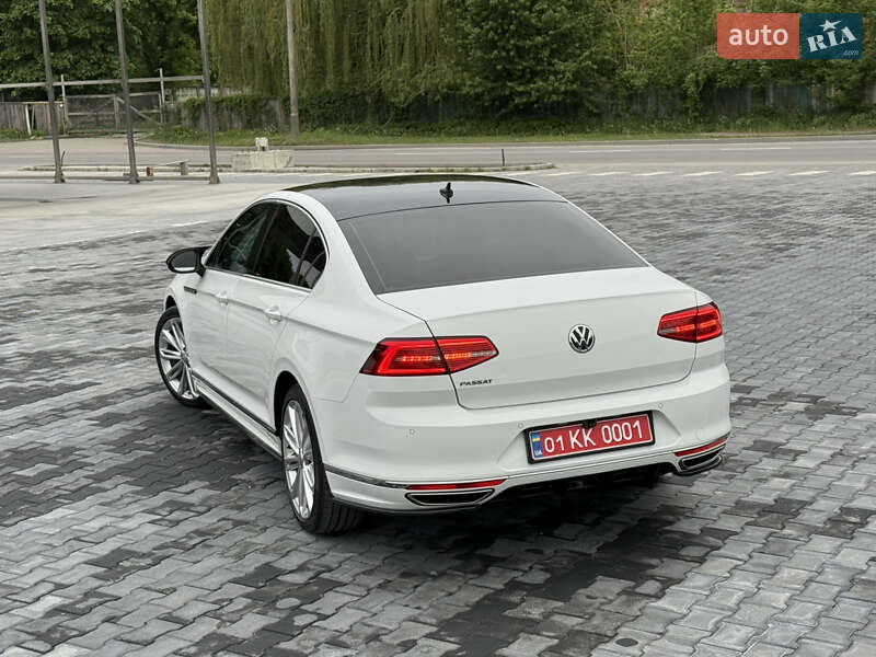 Седан Volkswagen Passat 2017 в Каменец-Подольском