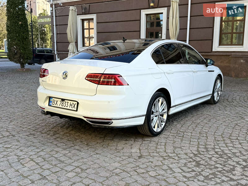 Седан Volkswagen Passat 2017 в Каменец-Подольском