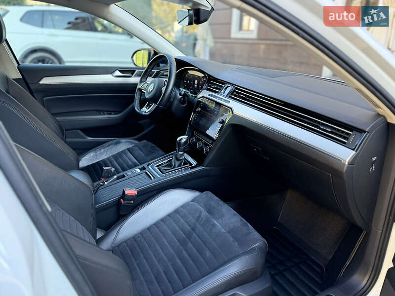 Седан Volkswagen Passat 2017 в Каменец-Подольском