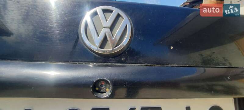 Седан Volkswagen Passat 1998 в Умані
