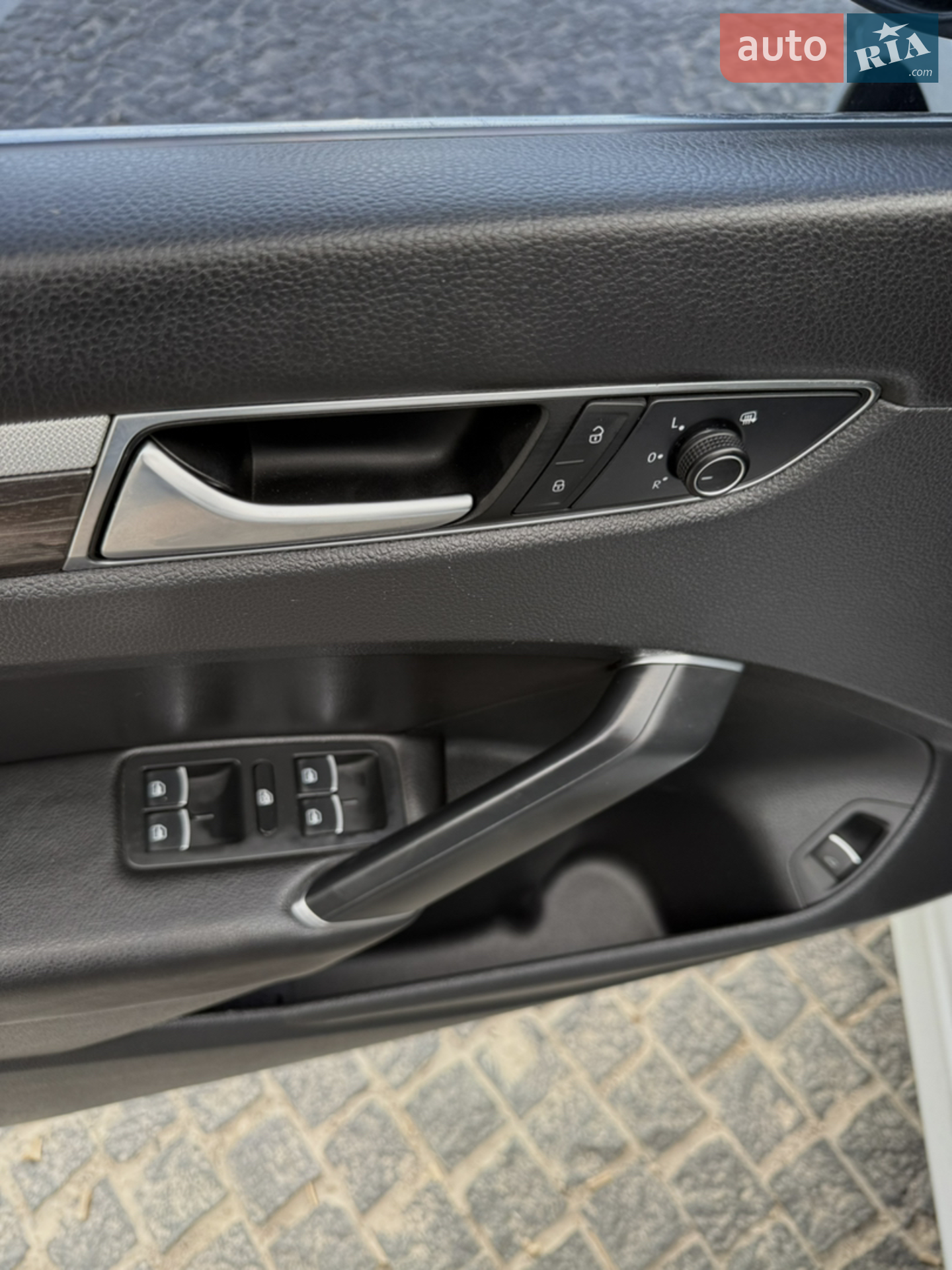 2016 Volkswagen Passat - мініатюра 23