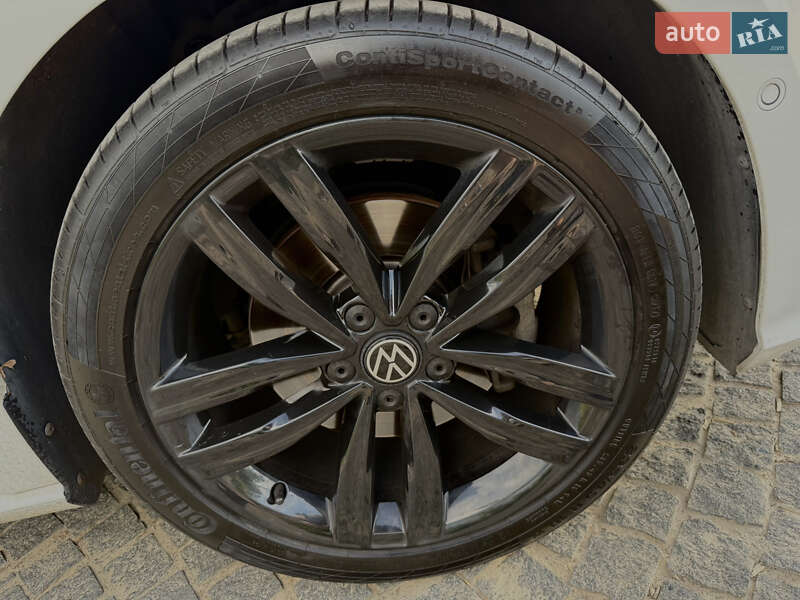 Седан Volkswagen Passat 2016 в Днепре фото 25 Седан Volkswagen Passat 2016 в Днепре