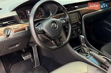 Седан Volkswagen Passat 2020 в 