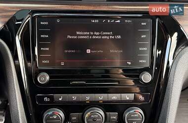 Седан Volkswagen Passat 2020 в 