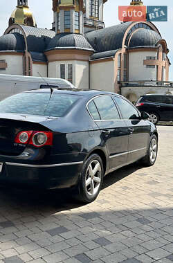Седан Volkswagen Passat 2007 в 