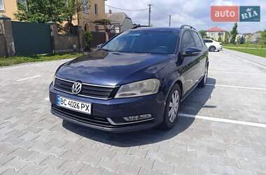 Универсал Volkswagen Passat 2012 в Львове