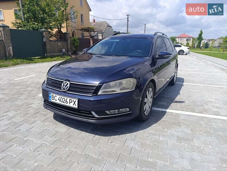 Универсал Volkswagen Passat 2012 в 