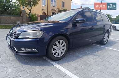 Универсал Volkswagen Passat 2012 в 