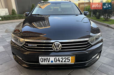 Універсал Volkswagen Passat 2017 в 