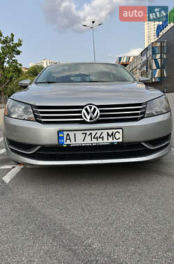 Седан Volkswagen Passat 2012 в 