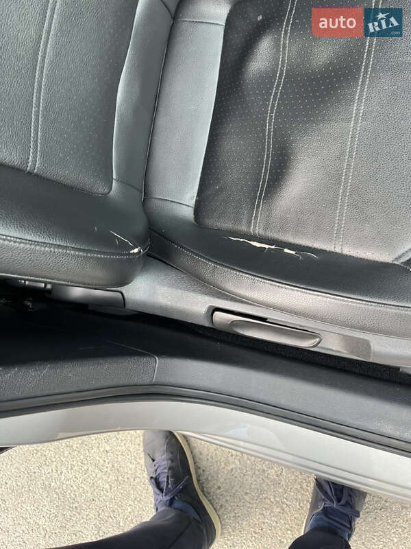 Седан Volkswagen Passat 2012 в Киеве