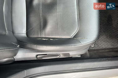 Седан Volkswagen Passat 2012 в 