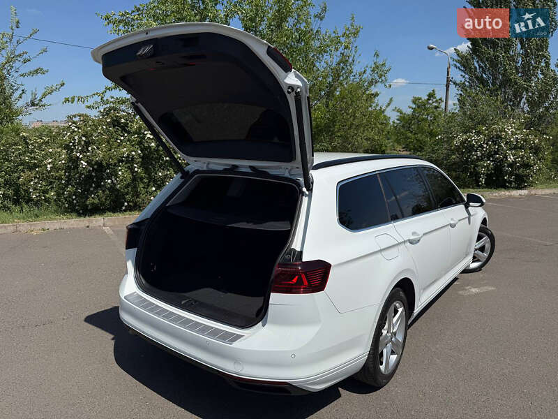 Универсал Volkswagen Passat 2020 в Кривом Роге