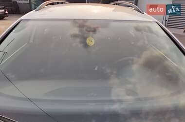 Універсал Volkswagen Passat 2014 в 