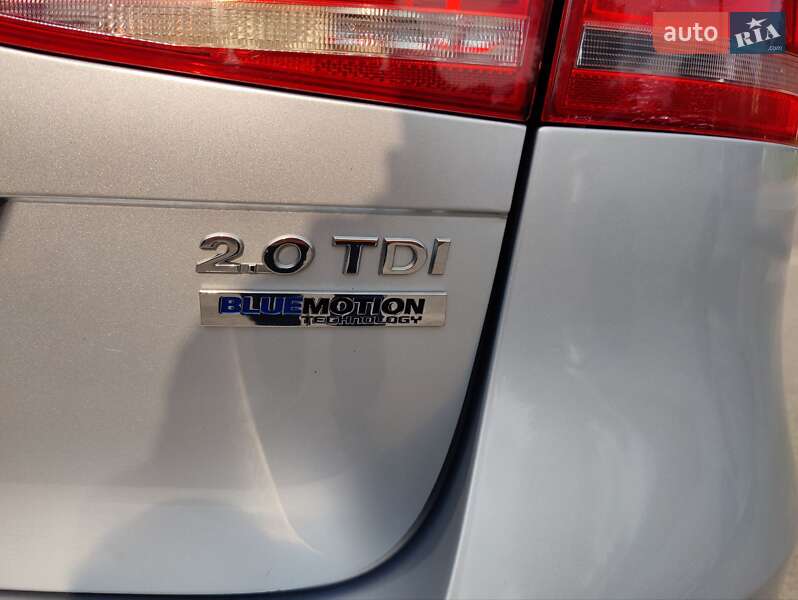 Универсал Volkswagen Passat 2014 в Киеве