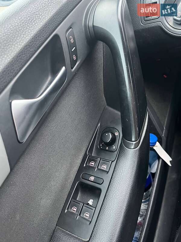 Универсал Volkswagen Passat 2012 в Стрые