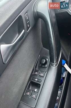 Универсал Volkswagen Passat 2012 в 