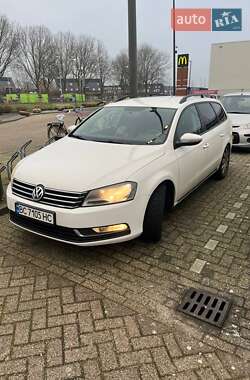 Volkswagen Passat 2012