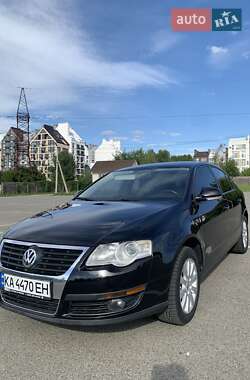 Седан Volkswagen Passat 2010 в Киеве