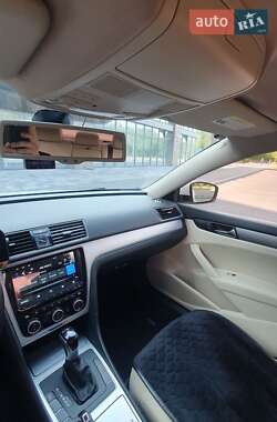 Седан Volkswagen Passat 2013 в 
