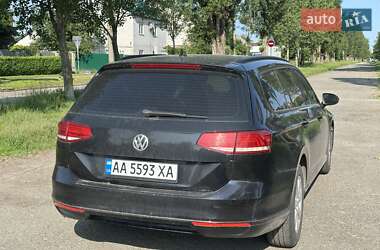 Универсал Volkswagen Passat 2015 в Киеве