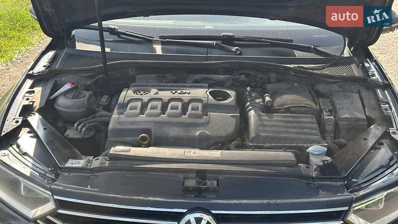 Универсал Volkswagen Passat 2015 в Киеве