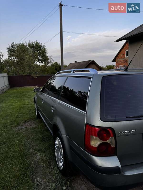 Универсал Volkswagen Passat 2002 в Черновцах