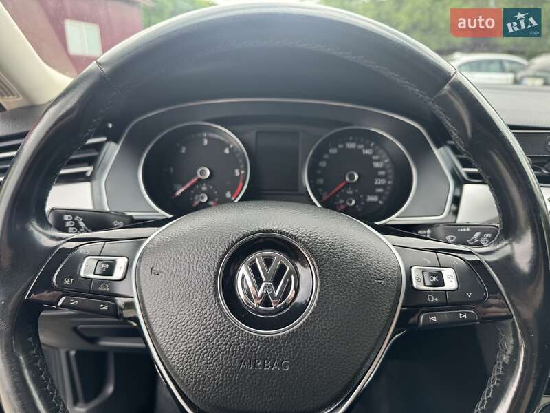 Седан Volkswagen Passat 2015 в Перечине фото 14 Седан Volkswagen Passat 2015 в Перечине