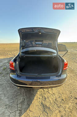 Седан Volkswagen Passat 2013 в 