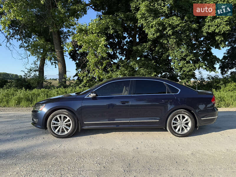Седан Volkswagen Passat 2013 в Каменец-Подольском