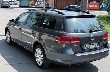 Універсал Volkswagen Passat 2011 в 