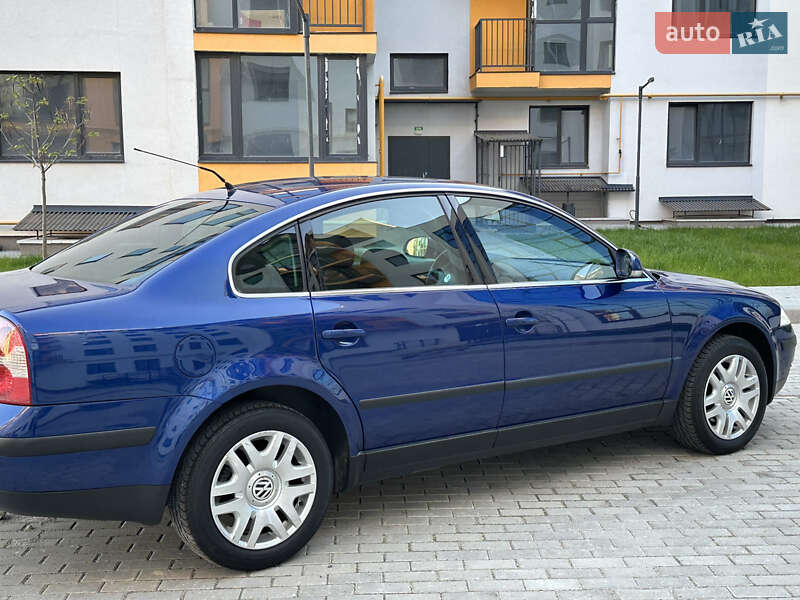 Седан Volkswagen Passat 2004 в Вінниці