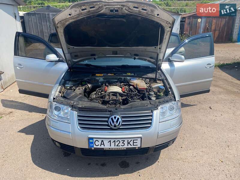 Седан Volkswagen Passat 2001 в Черкасах