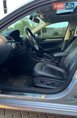 Седан Volkswagen Passat 2013 в 