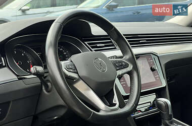 Универсал Volkswagen Passat 2022 в 