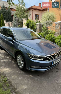 Універсал Volkswagen Passat 2018 в Іршаві