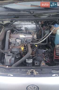 Седан Volkswagen Passat 1988 в 