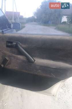 Седан Volkswagen Passat 1988 в 