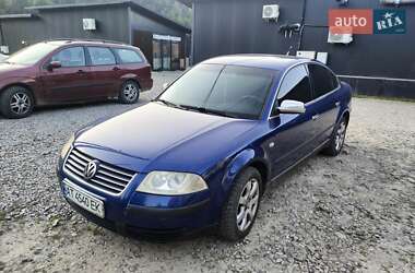 Седан Volkswagen Passat 2001 в 