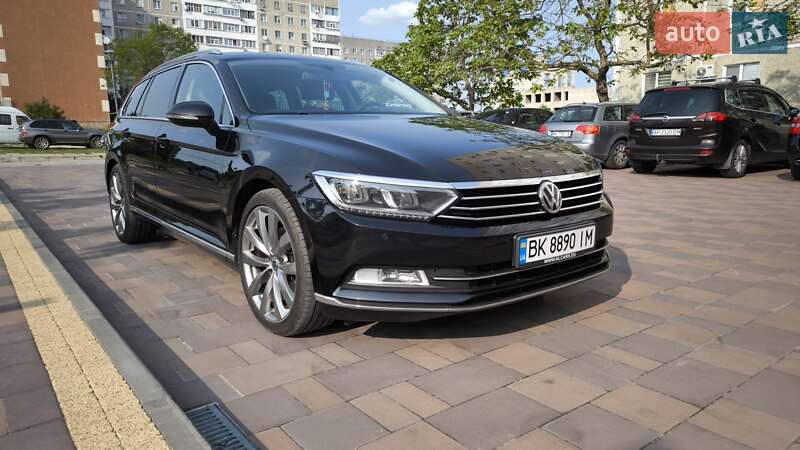 Универсал Volkswagen Passat 2015 в Вараше