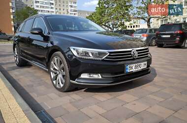 Універсал Volkswagen Passat 2015 в 