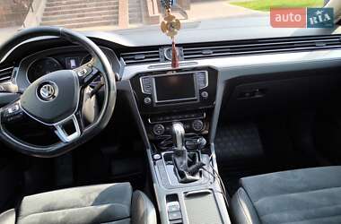 Універсал Volkswagen Passat 2015 в 