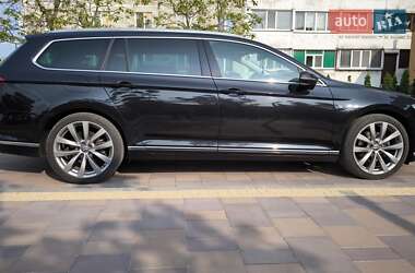 Універсал Volkswagen Passat 2015 в 