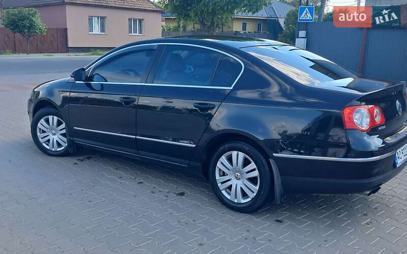 Седан Volkswagen Passat 2007 в Мукачевому