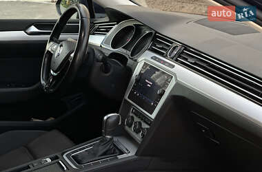 Универсал Volkswagen Passat 2018 в 
